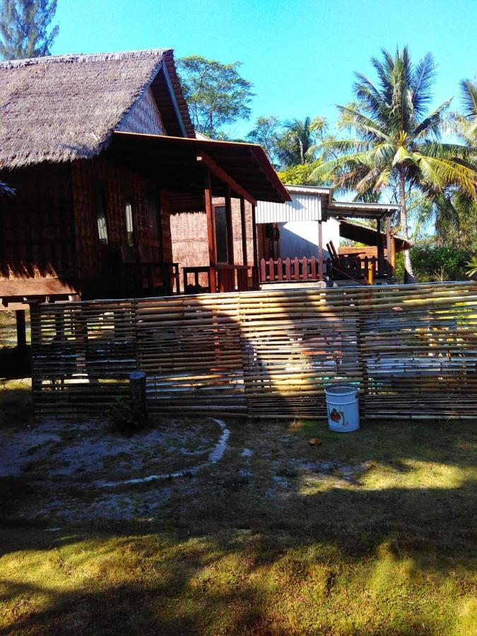 Asari Timo Cottage Karimunjawa Esterno foto