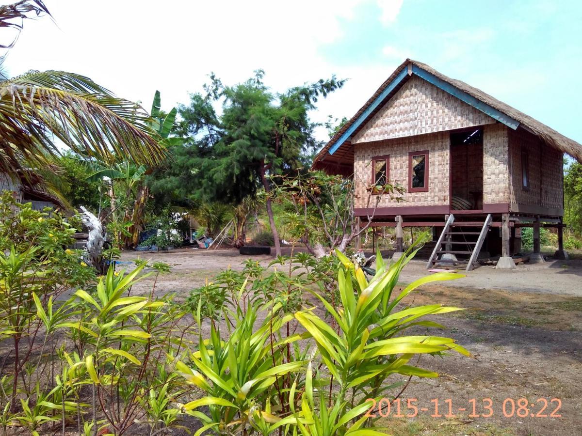 Asari Timo Cottage Karimunjawa Esterno foto
