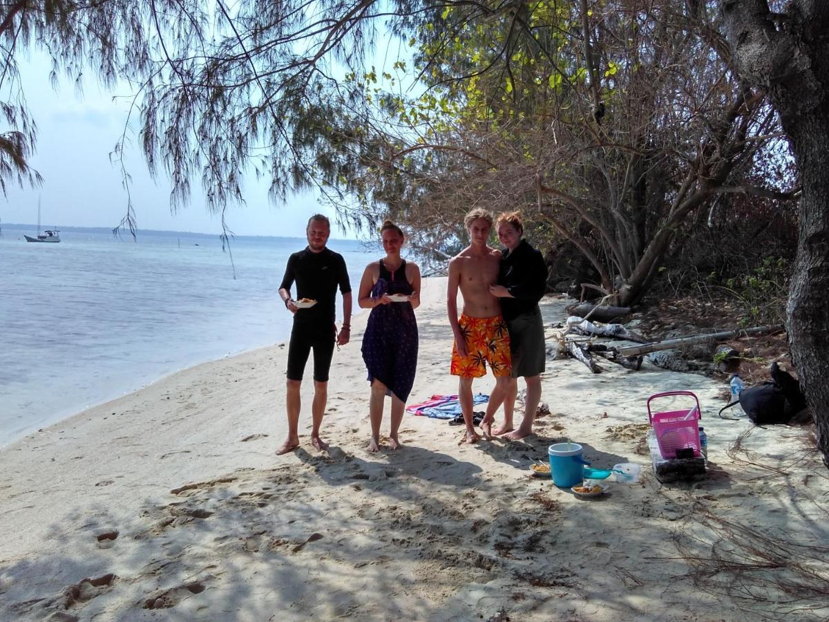 Asari Timo Cottage Karimunjawa Esterno foto
